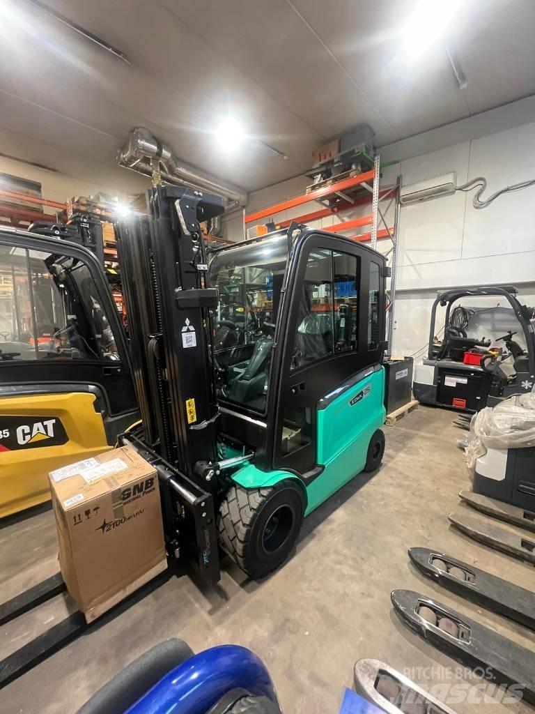 Mitsubishi FB25ACN Elmotviktstruckar