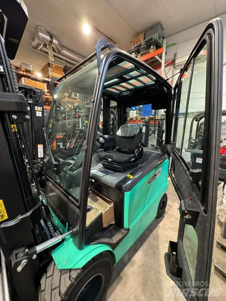 Mitsubishi FB25ACN Elmotviktstruckar