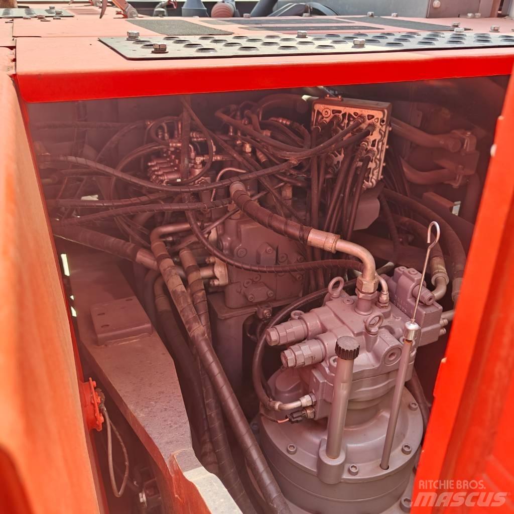 Hitachi 240LC-3 Bandgrävare