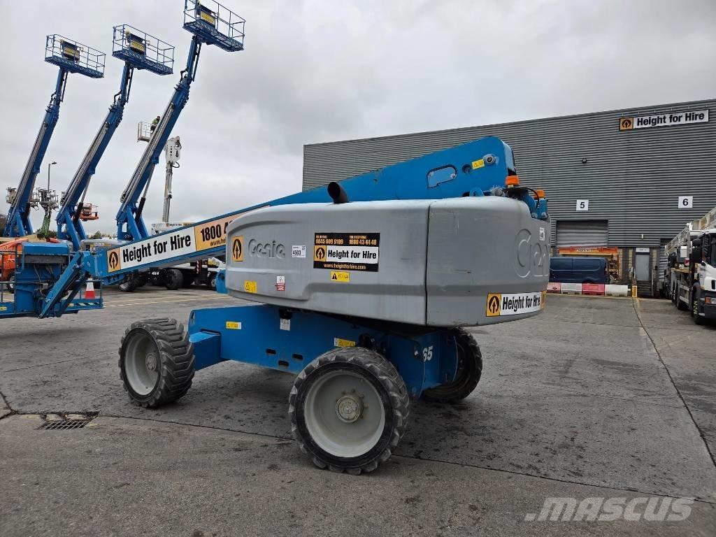 Genie S 65 Teleskop bomliftar