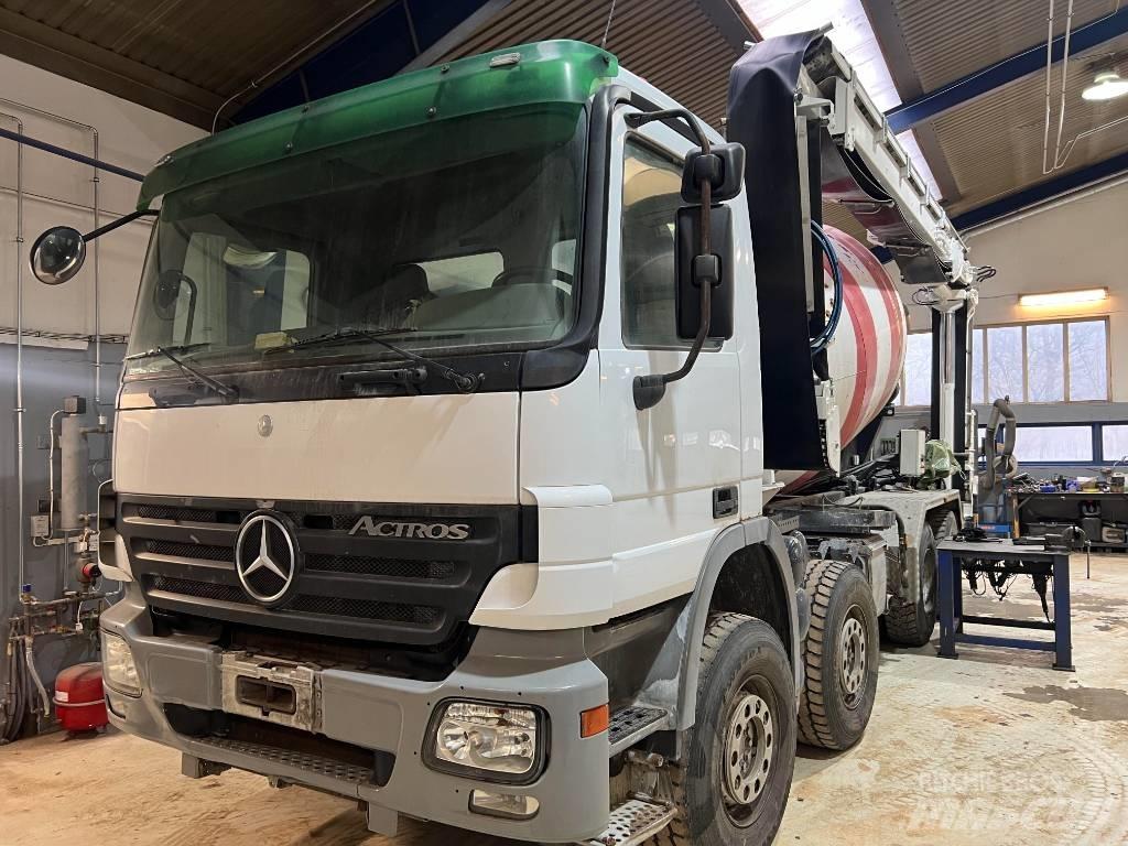 Mercedes-Benz 3244 Cementbil