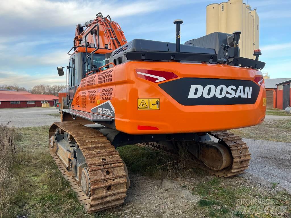 Doosan DX 530 LC-7 Bandgrävare