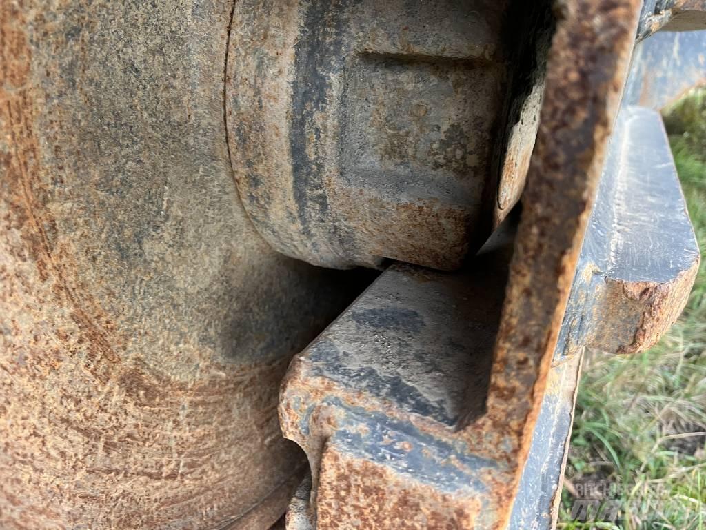 Doosan DX 530 LC-7 Bandgrävare