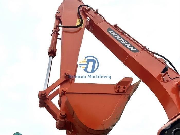 Doosan DH 150 LC-7 Bandgrävare