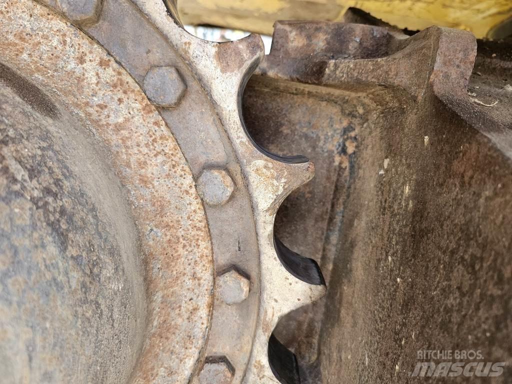 Komatsu PC210LC-8 Bandgrävare