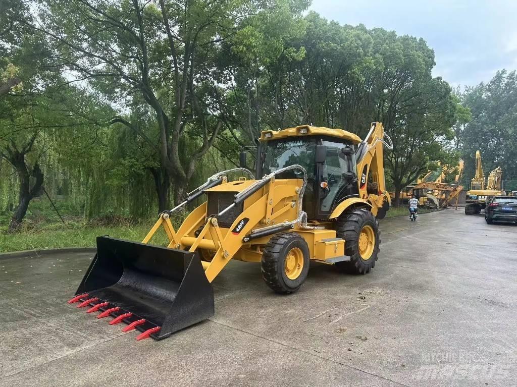 CAT 420F Grävlastare