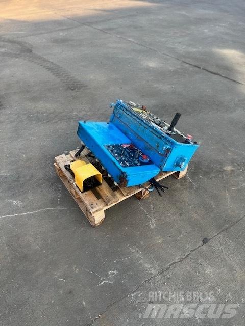 Genie CONTROL PANEL Bomliftar