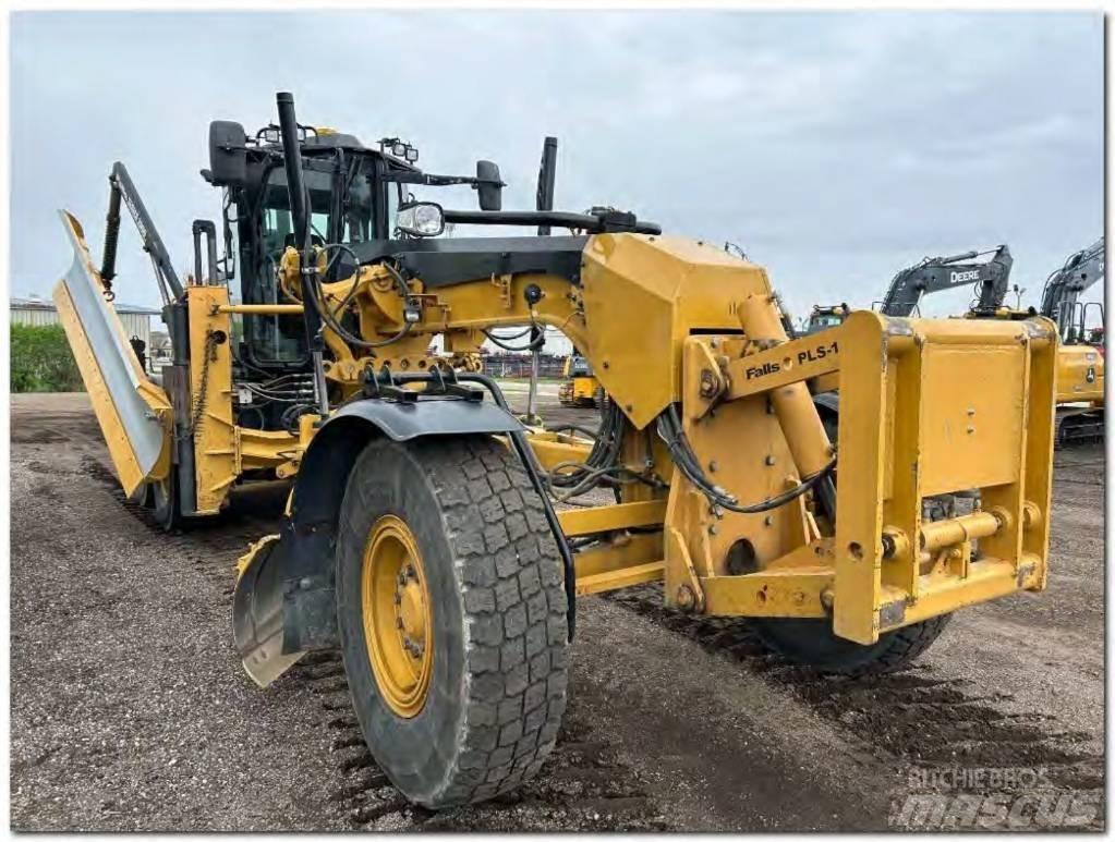 CAT 12 M 3 Väghyvlar