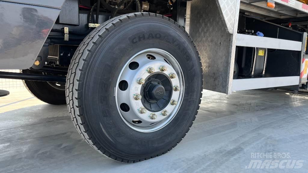 LiuGong LTC250V5 Allterrängkranar
