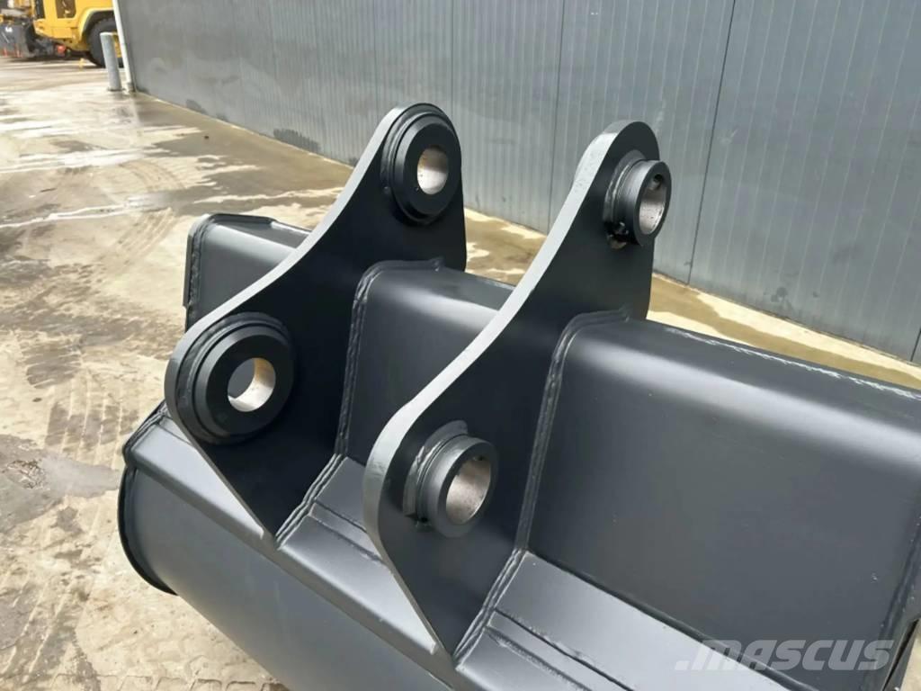 Hitachi ZX220 - 1.40m Skopor