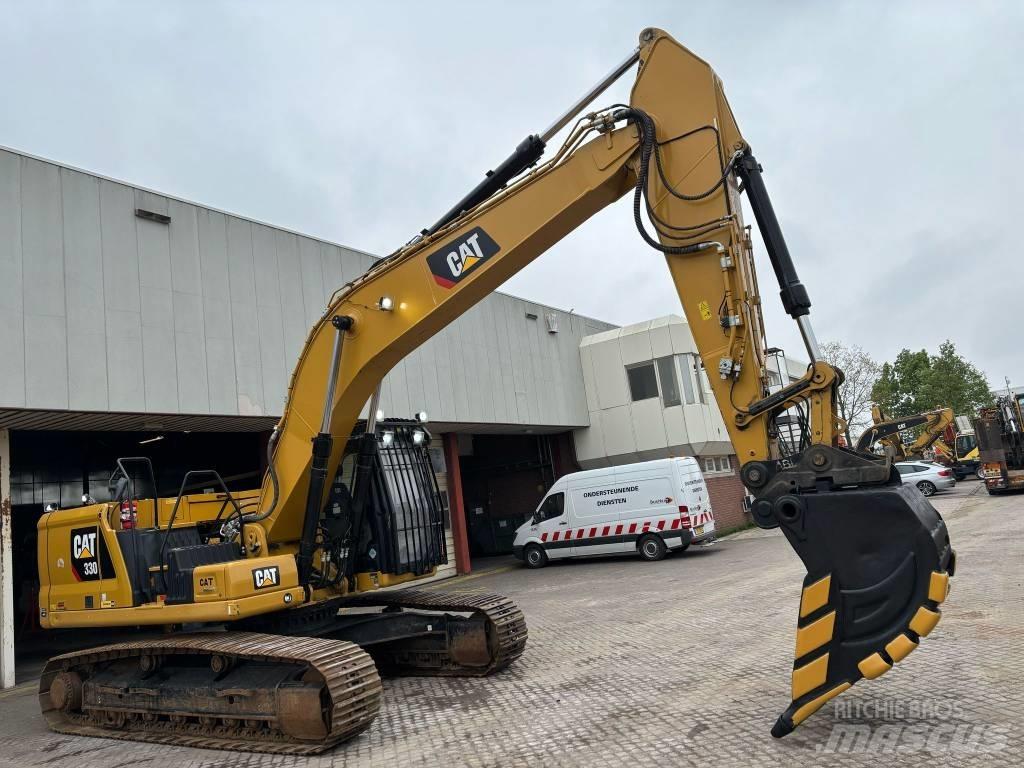 CAT 330 Bandgrävare