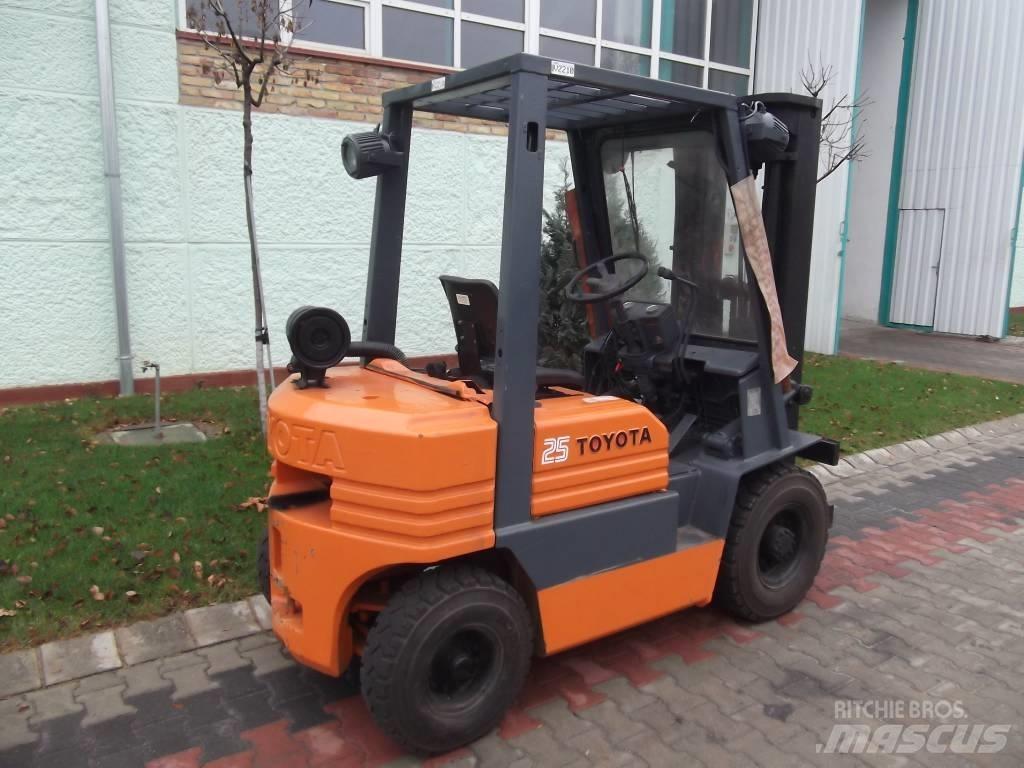 Toyota 5 FD 20 Dieselmotviktstruckar