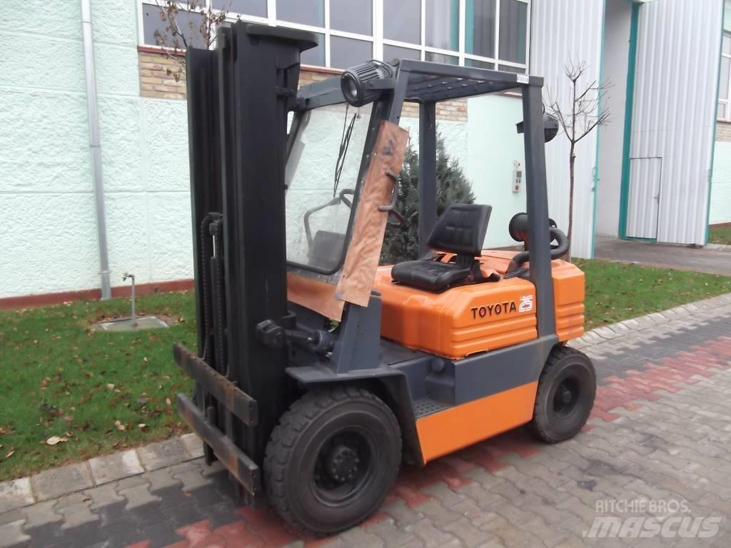 Toyota 5 FD 20 Dieselmotviktstruckar