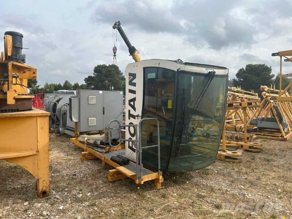 Potain MD560B M25 Byggkranar