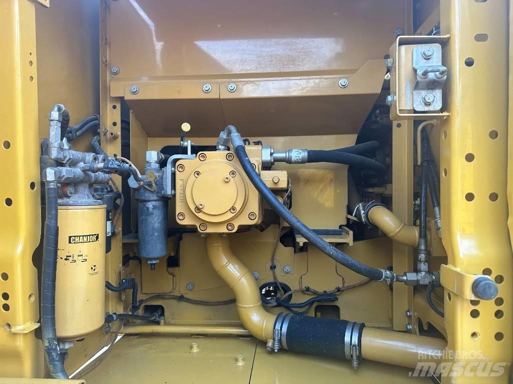 CAT 320 GC Bandgrävare
