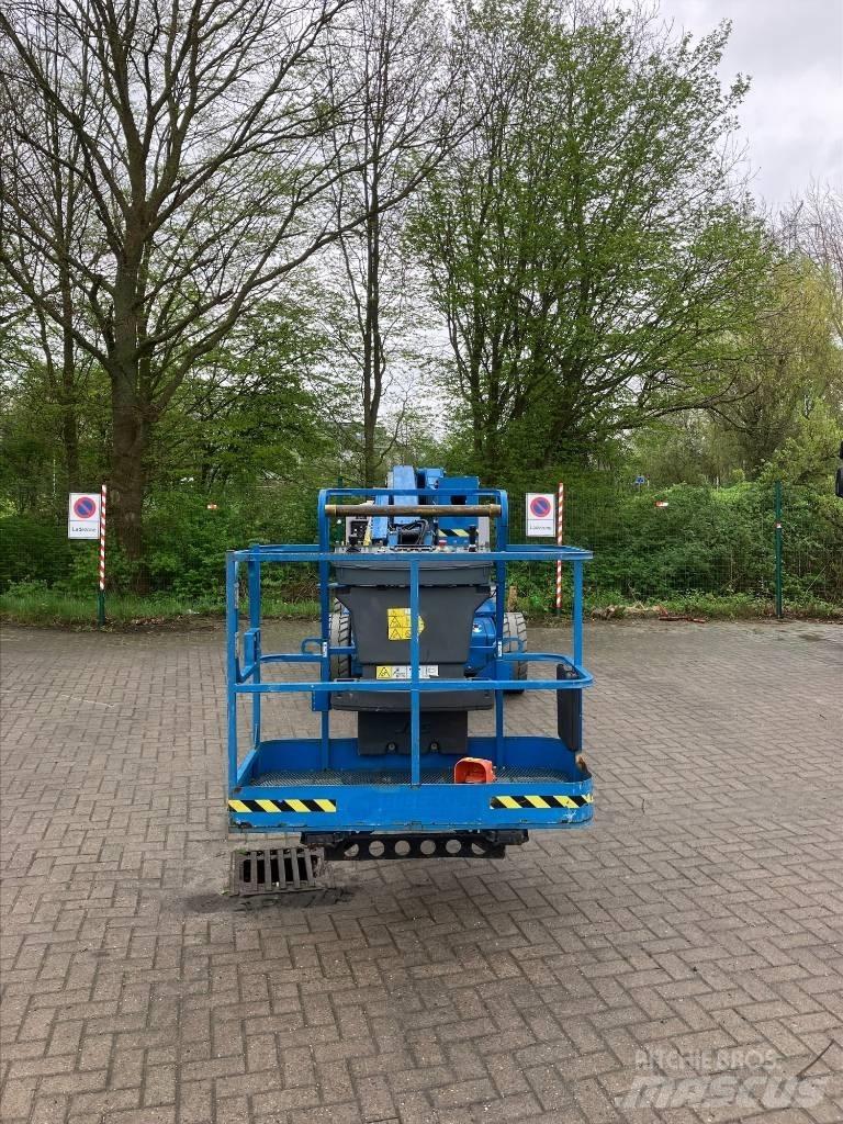 JLG E 450 AJ Bomliftar