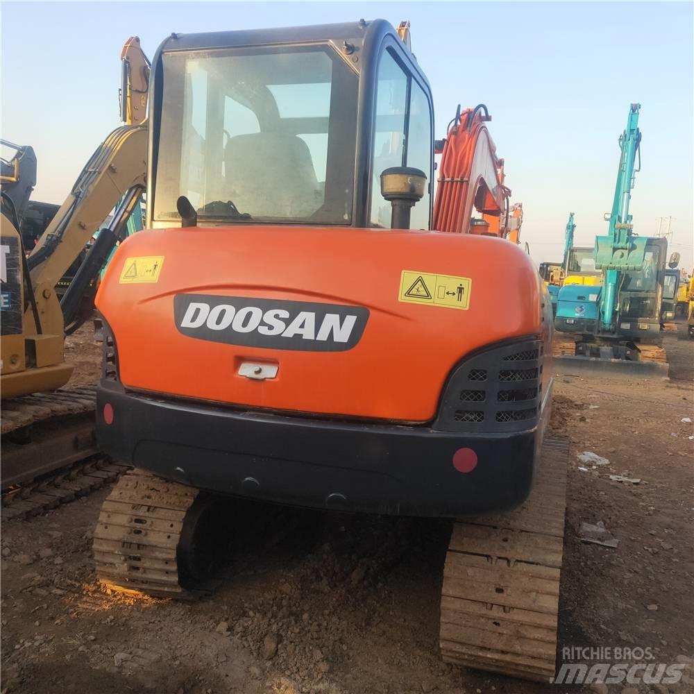Doosan DH55 Minigrävare < 7t