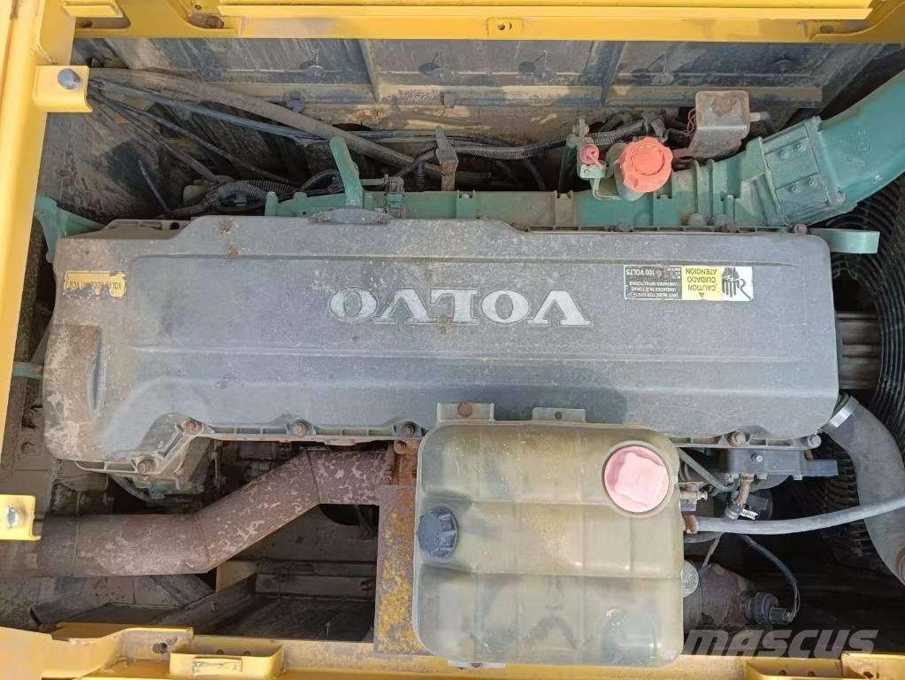 Volvo EC 480 Bandgrävare