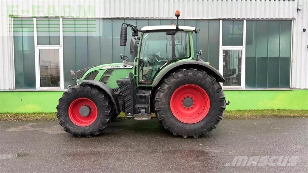 Fendt 724 profi + Traktorer