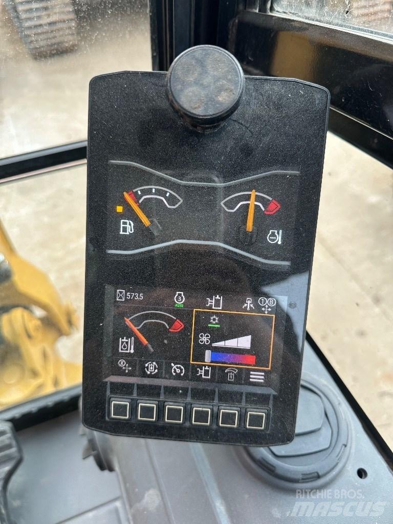 CAT 302 Minigrävare < 7t