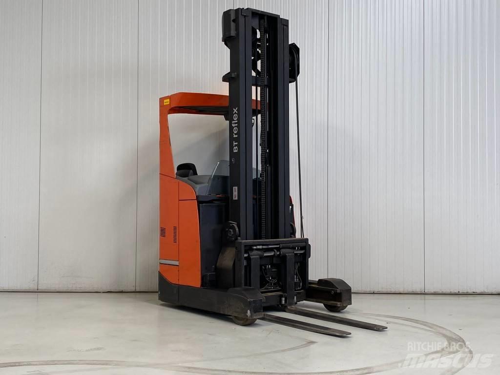 BT RRE140E Skjutstativtruck