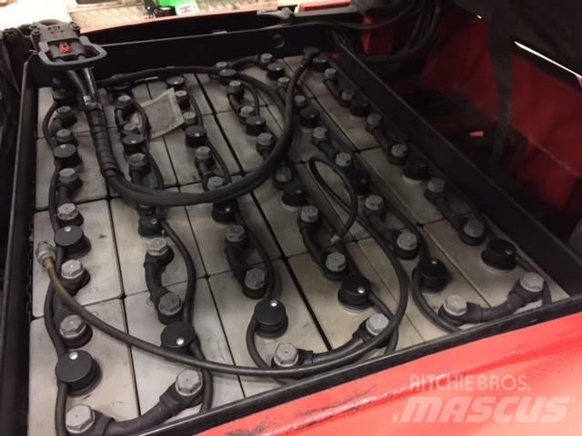 Linde E 20 PH - 02 Elmotviktstruckar