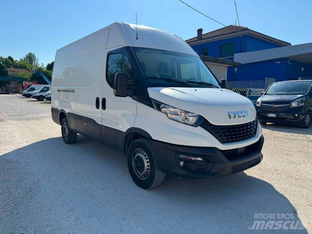 Iveco Daily 35s14 Lätta skåpbilar