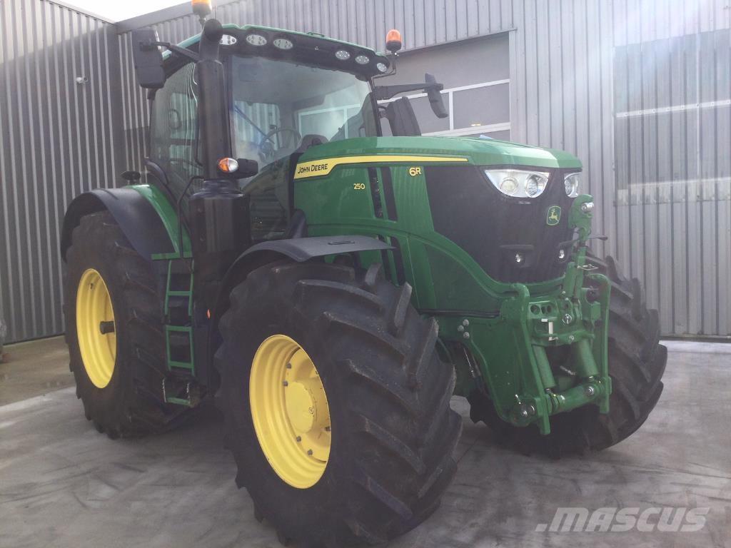 John Deere 6R250 Traktorer