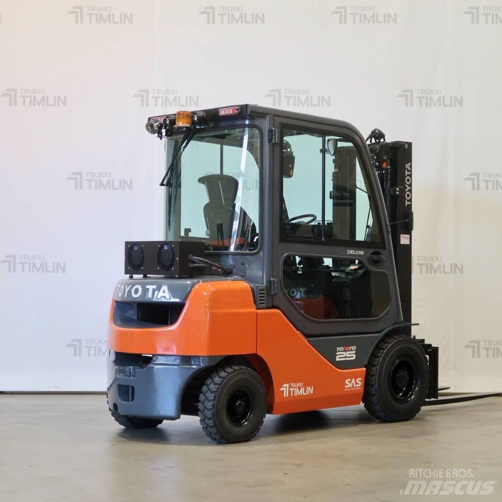 Toyota 52-8FDF25 Dieselmotviktstruckar