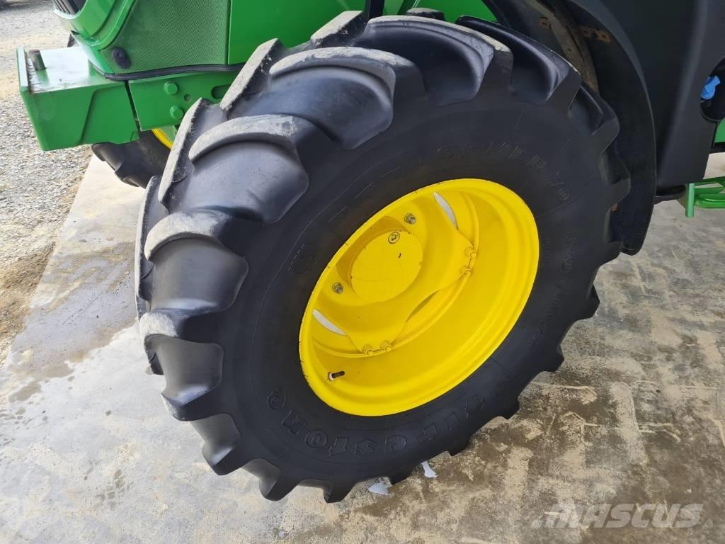 John Deere 6110 M Traktorer