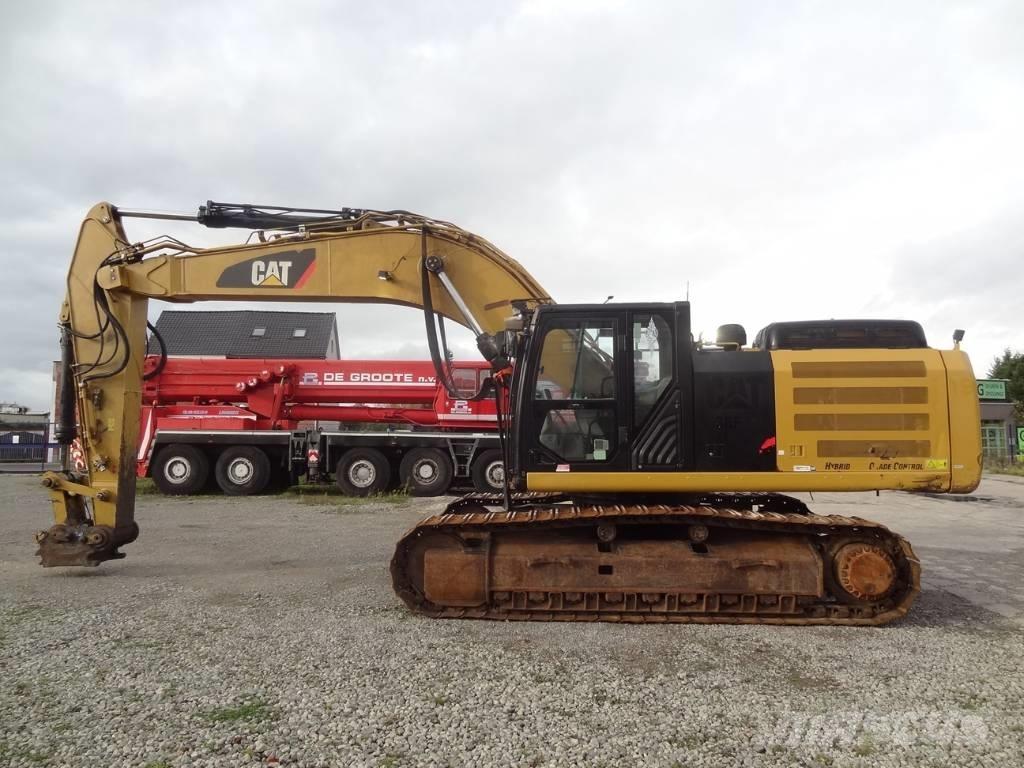 CAT 336 F LXE Bandgrävare