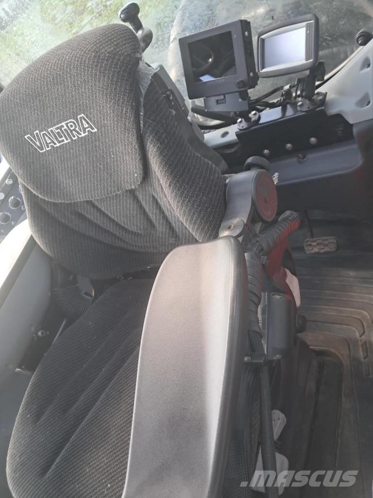 Valtra T 174 Skördare