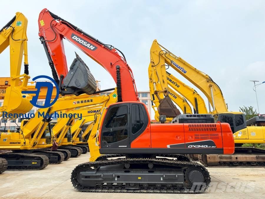Doosan DX 340 Bandgrävare