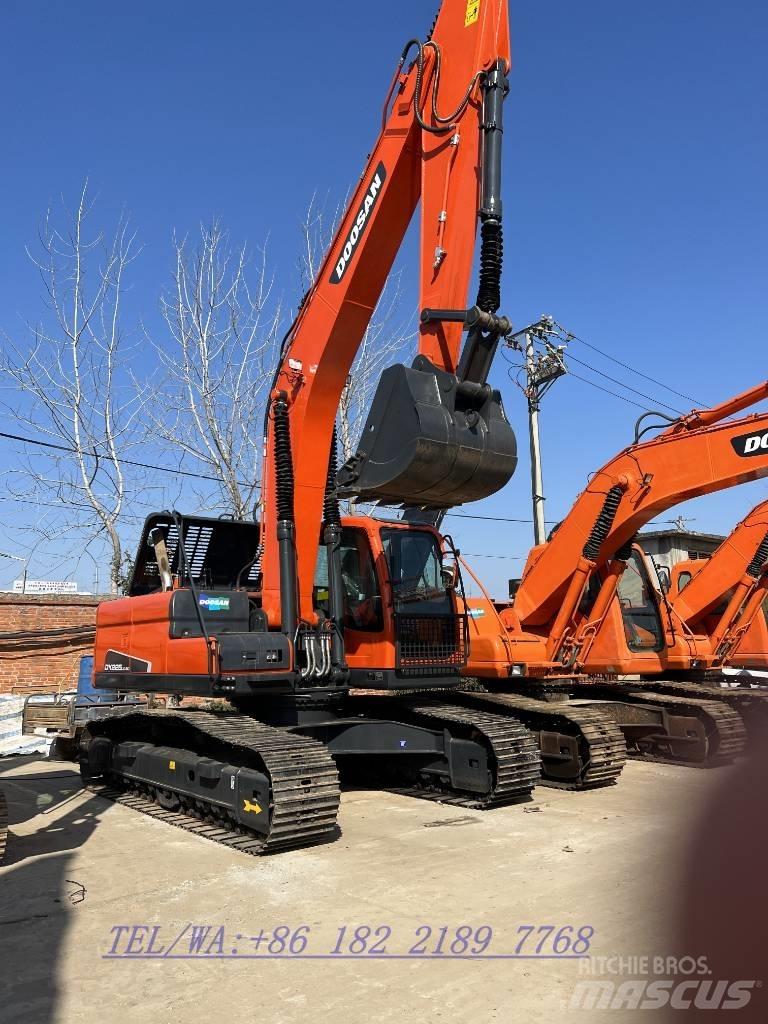 Doosan DX225 Bandgrävare