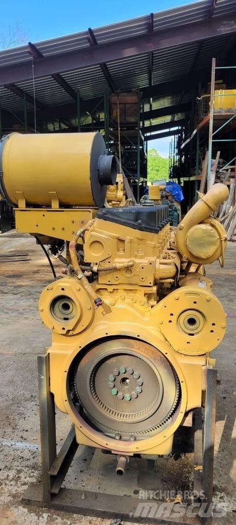 CAT 740 B Midjestyrd dumper