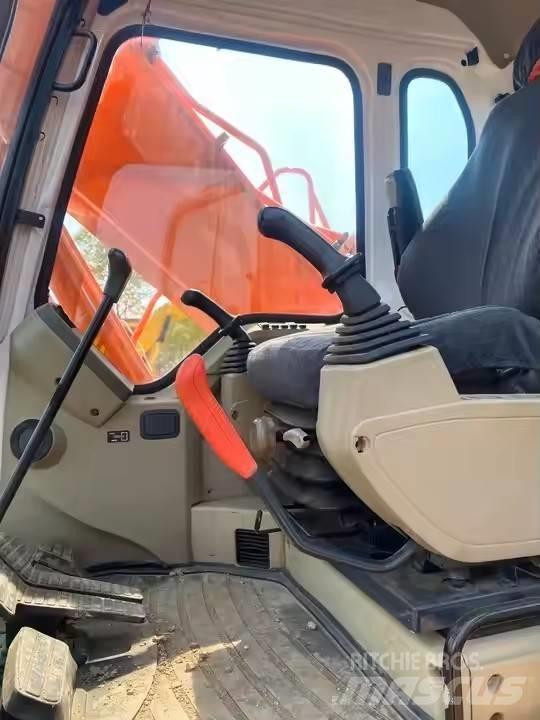 Doosan DH150 Bandgrävare