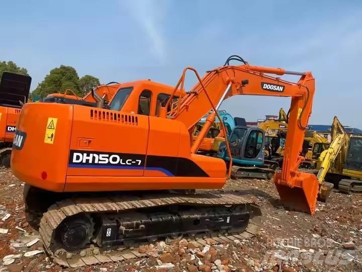 Doosan DH150 Bandgrävare