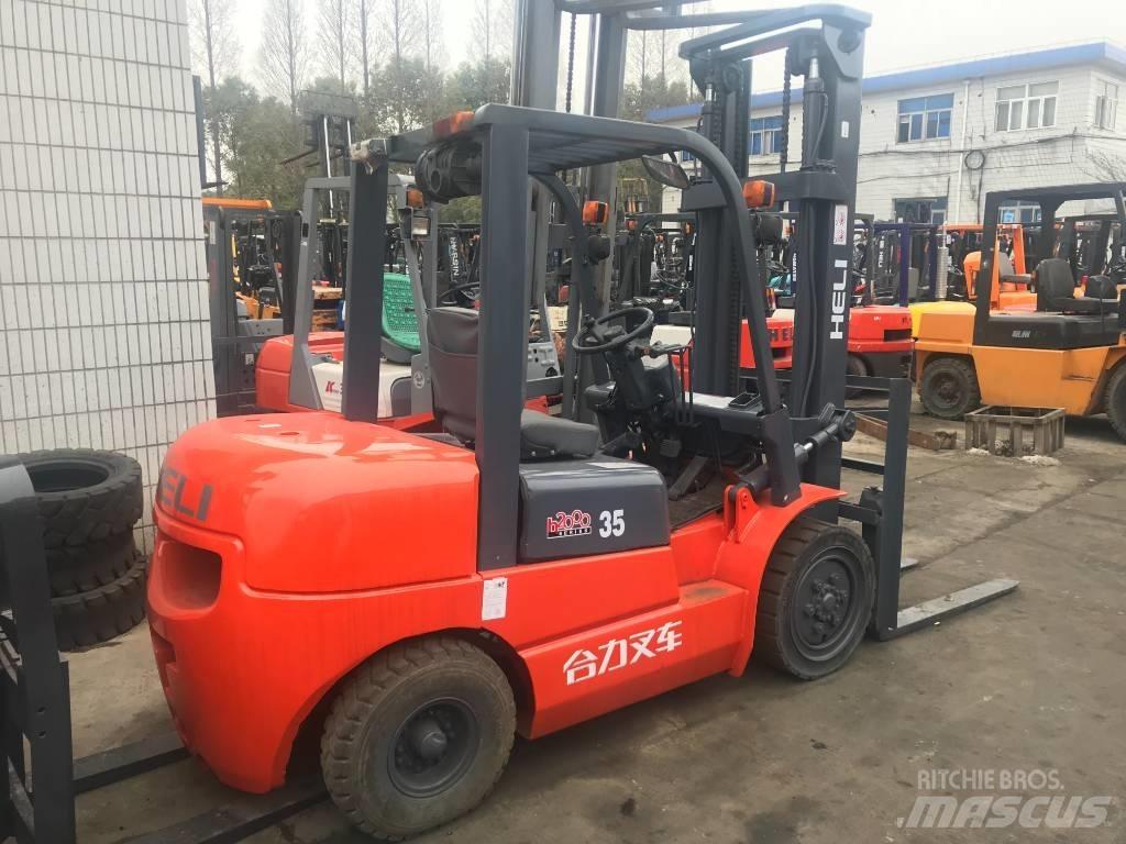 Heli H2000 35 Dieselmotviktstruckar