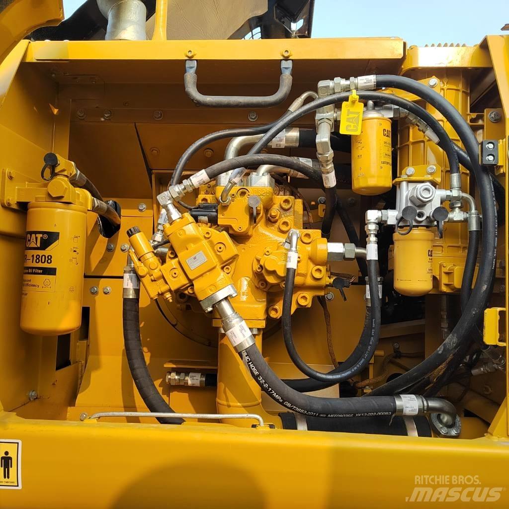 CAT 336 D2 Bandgrävare