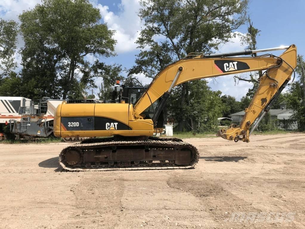 CAT 320 D L Bandgrävare