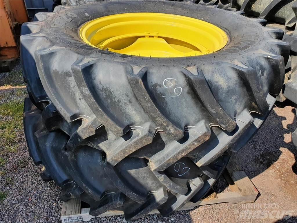 Mitas 420/70R28 x2 Däck, hjul och fälgar