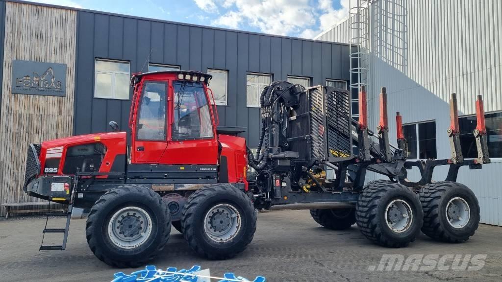 Komatsu 895 Skotare