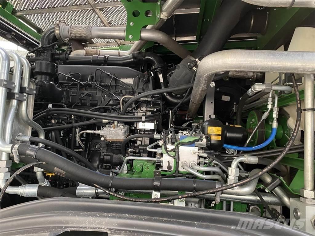 John Deere 9500i Självgående fälthackar