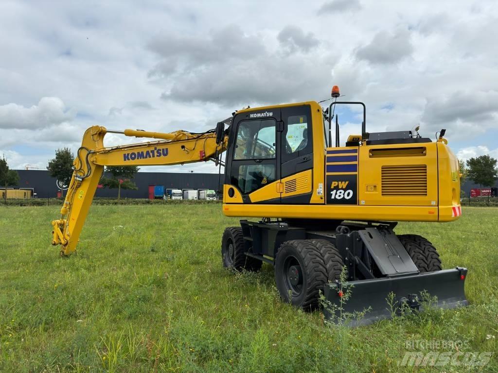 Komatsu PW180-11E0 Hjulgrävare