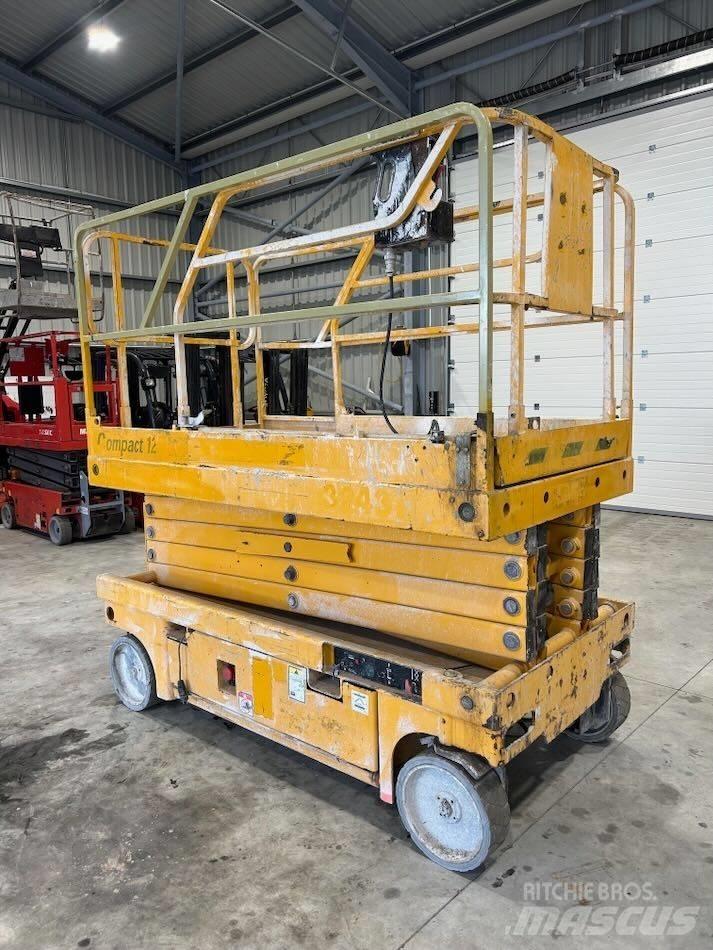 Haulotte Compact 12 Saxliftar