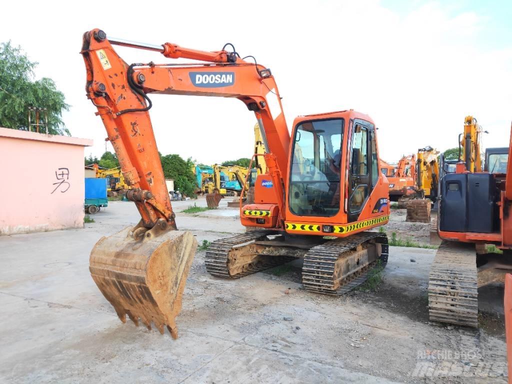 Doosan DH80GOLD Bandgrävare