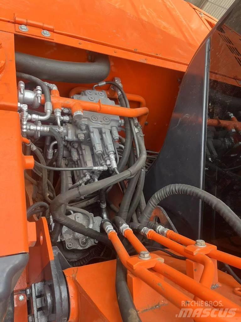 Hitachi ZX70 Bandgrävare