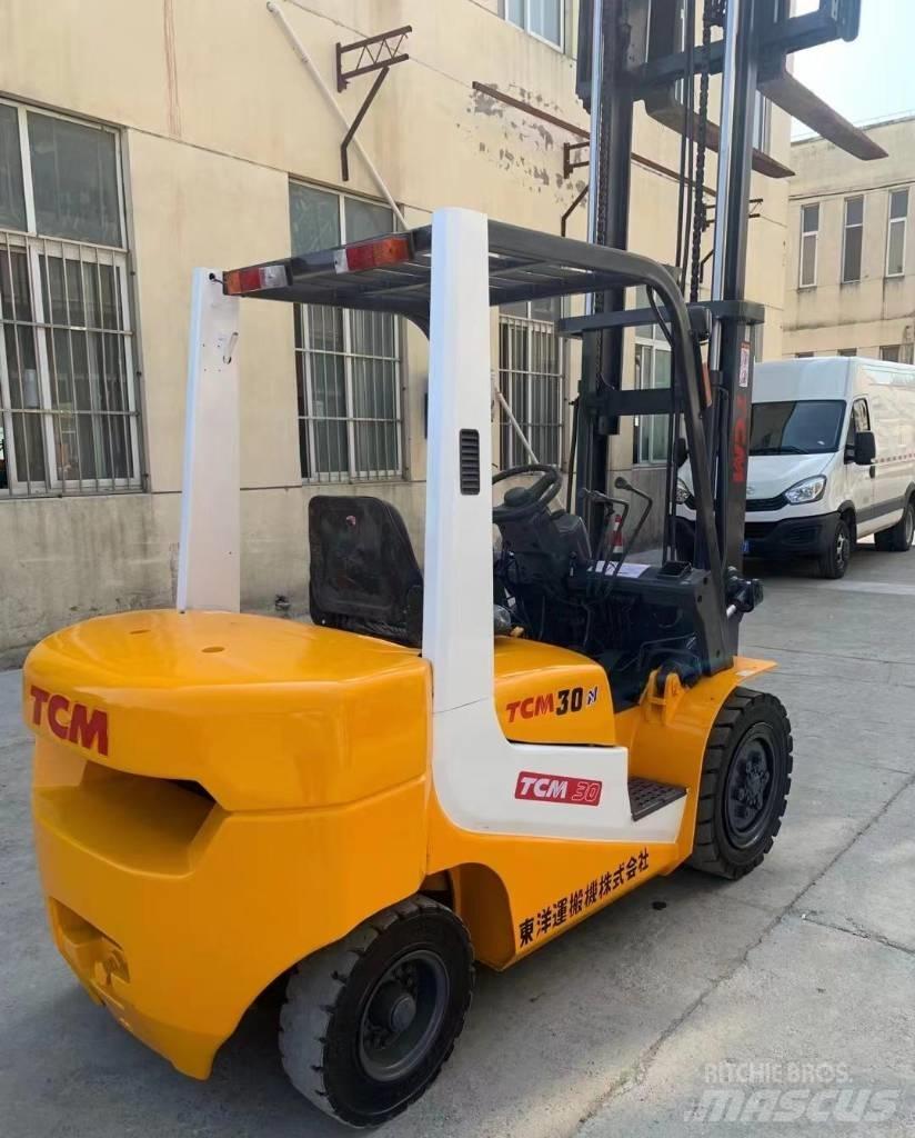 TCM FD30 Skjutstativtruck