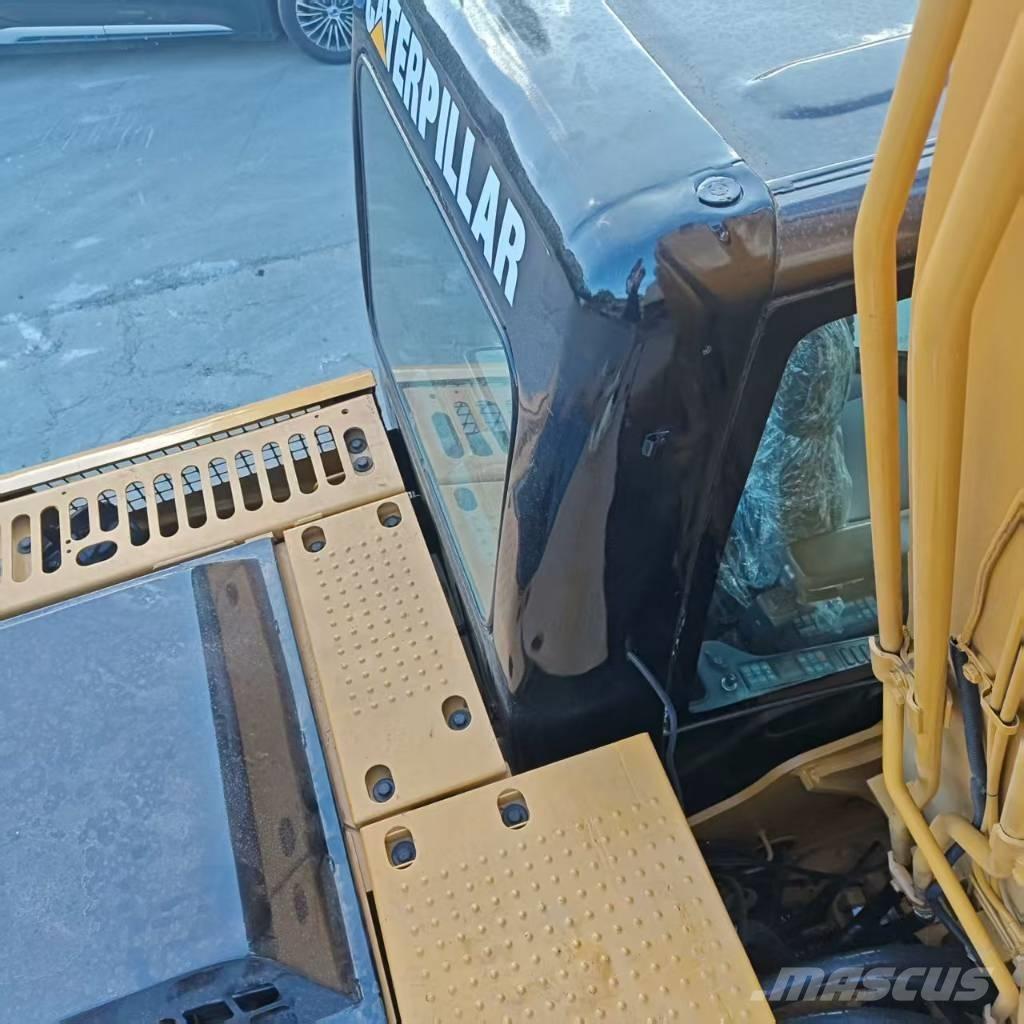 CAT 312 D Bandgrävare