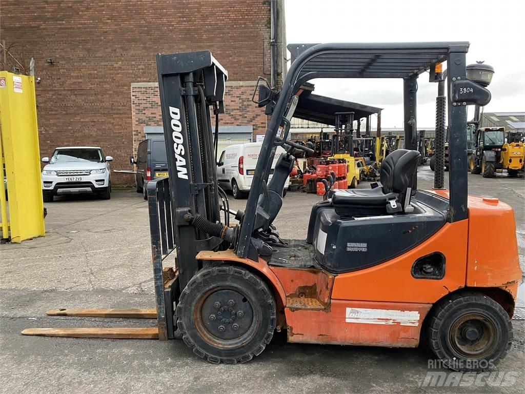 Doosan D25S-5 Dieselmotviktstruckar